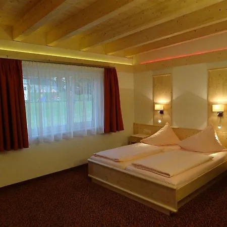 Loisachpromenade Apartament *